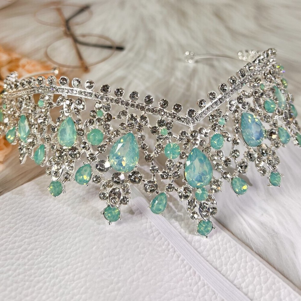 Baroque Gemstone Crown, Princess Jewelry Headpiece, Prom, Birthday Party, Gift - Picture 4 of 5